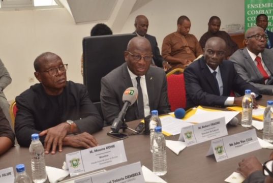 Déclaration du patrimoine : la Haute Autorité pour la Bonne Gouvernance et la Chambre Nationale des Huissiers de Justice de Côte d’Ivoire signent une convention de partenariat !