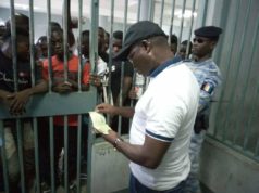 AFFAIRE DÉPÔT ET RETRAIT DE PLAINTE À LA GENDARMERIE ET À LA POLICE. Le Commissaire du Gouvernement insiste, persiste et signe: ON NE PAIE ABSOLUMENT RIEN.