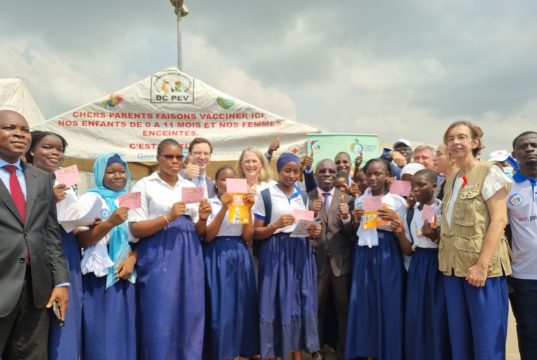 Les États-Unis font don de 2 millions de doses supplémentaires de vaccin Pfizer Covid-19 à la Côte d’Ivoire