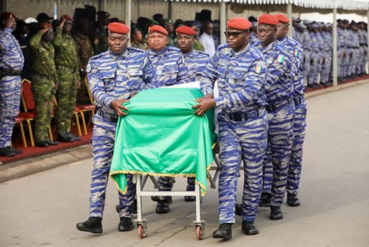 Hommage de la nation au gendarme Daniogo Klénon Lassina, avant son inhumation demain