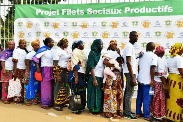 Filets sociaux : Des milliers de familles en Côte d’Ivoire sortent de l’extrême pauvreté (gouvernement)