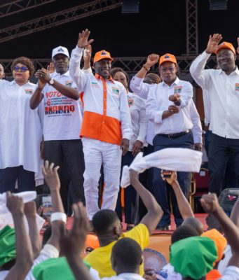 Législatives à Yopougon: Démonstration de force du RHDP autour d’Adama Bictogo à la place Ficgayo