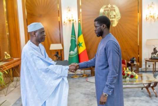 Sénégal : Ahmadou Al Aminou Lo nommé Premier ministre dans un contexte de recomposition politique