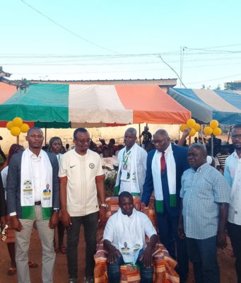 Bouaké: Paul Dakuyo investit le président de la jeunesse de Trainou