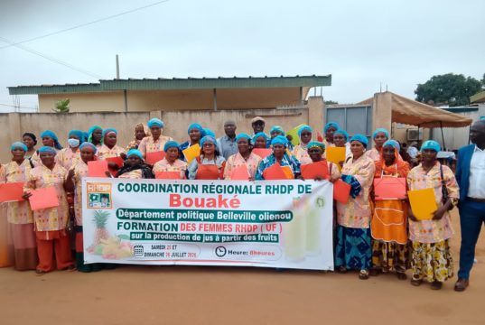 Bouaké: Le député Paul Dakuyo forme 30 femmes à la production de jus de fruits