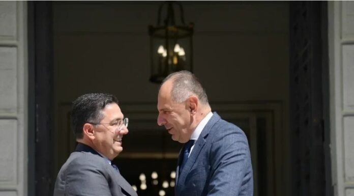 Sahara: La Grèce considère la proposition marocaine d’autonomie comme la solution la plus réalisable