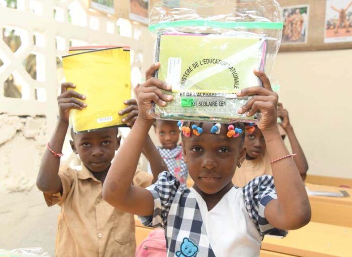 distribution-de-kits-liste-unique-et-location-de-manuels-scolaires-le-gouve_b031gfduirv