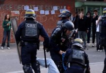 Blocages des lycées en France: L’Iran dénonce « les violences policières » contre les manifestants